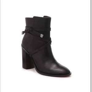 Vince Camuto Gurleen 2 Bootie